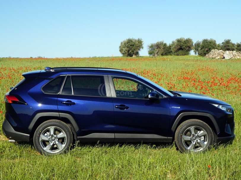 Foto del TOYOTA RAV-4 2.5 hybrid 2WD Advance
