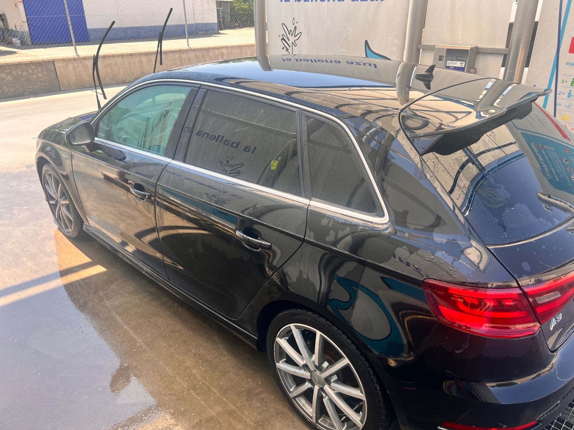 Imagen 2 de AUDI e-tron