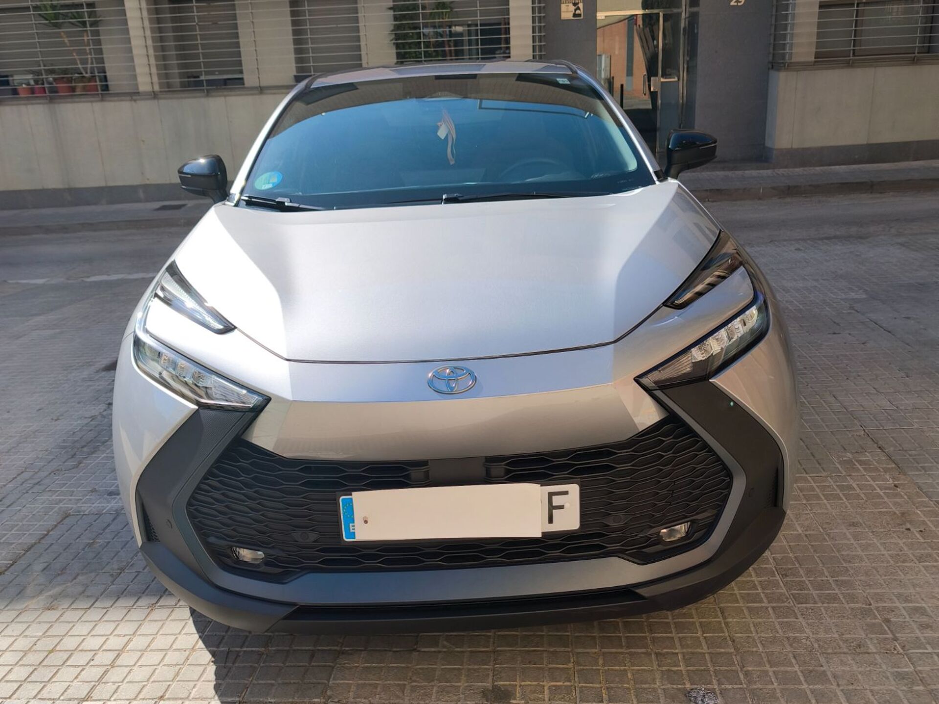 Imagen 1 de TOYOTA C-HR