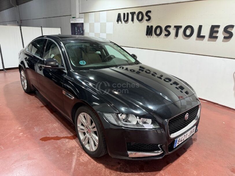 Foto del JAGUAR XF 2.0i4D Prestige 180