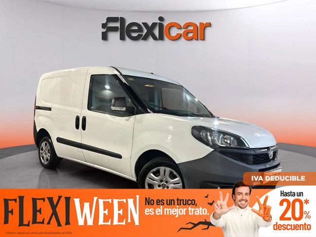 FIAT Dobló (Doblo 77kW 105cv - 5P (2023)) en Málaga