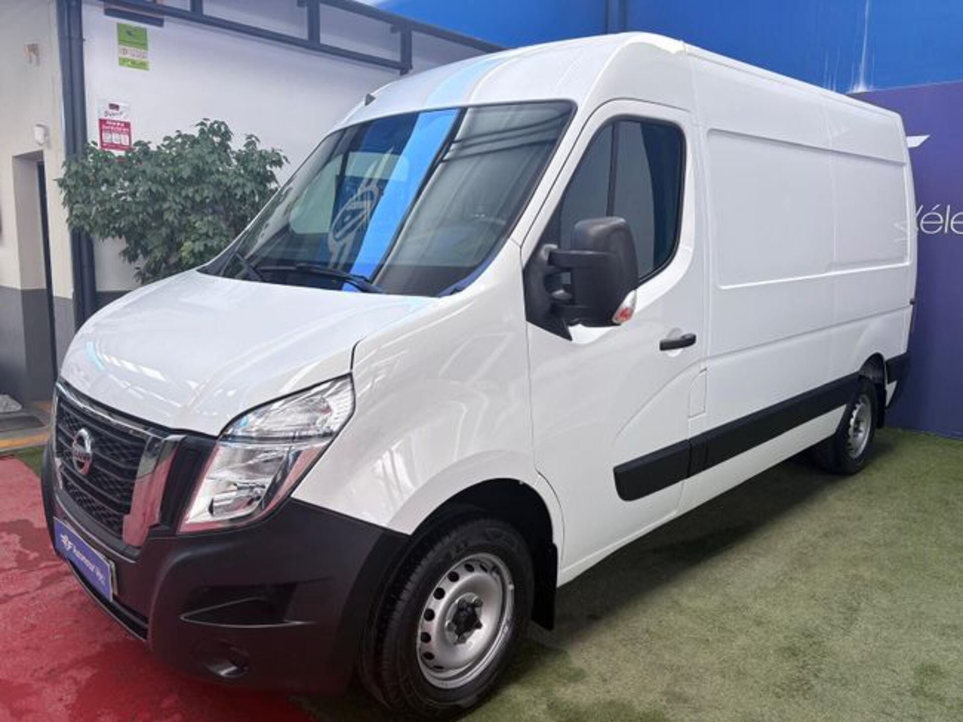 Imagen 3 de NISSAN NV400