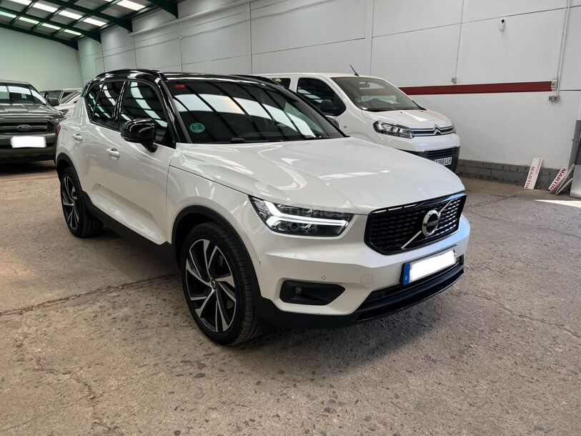 Foto del VOLVO XC40 D4 AWD Aut.