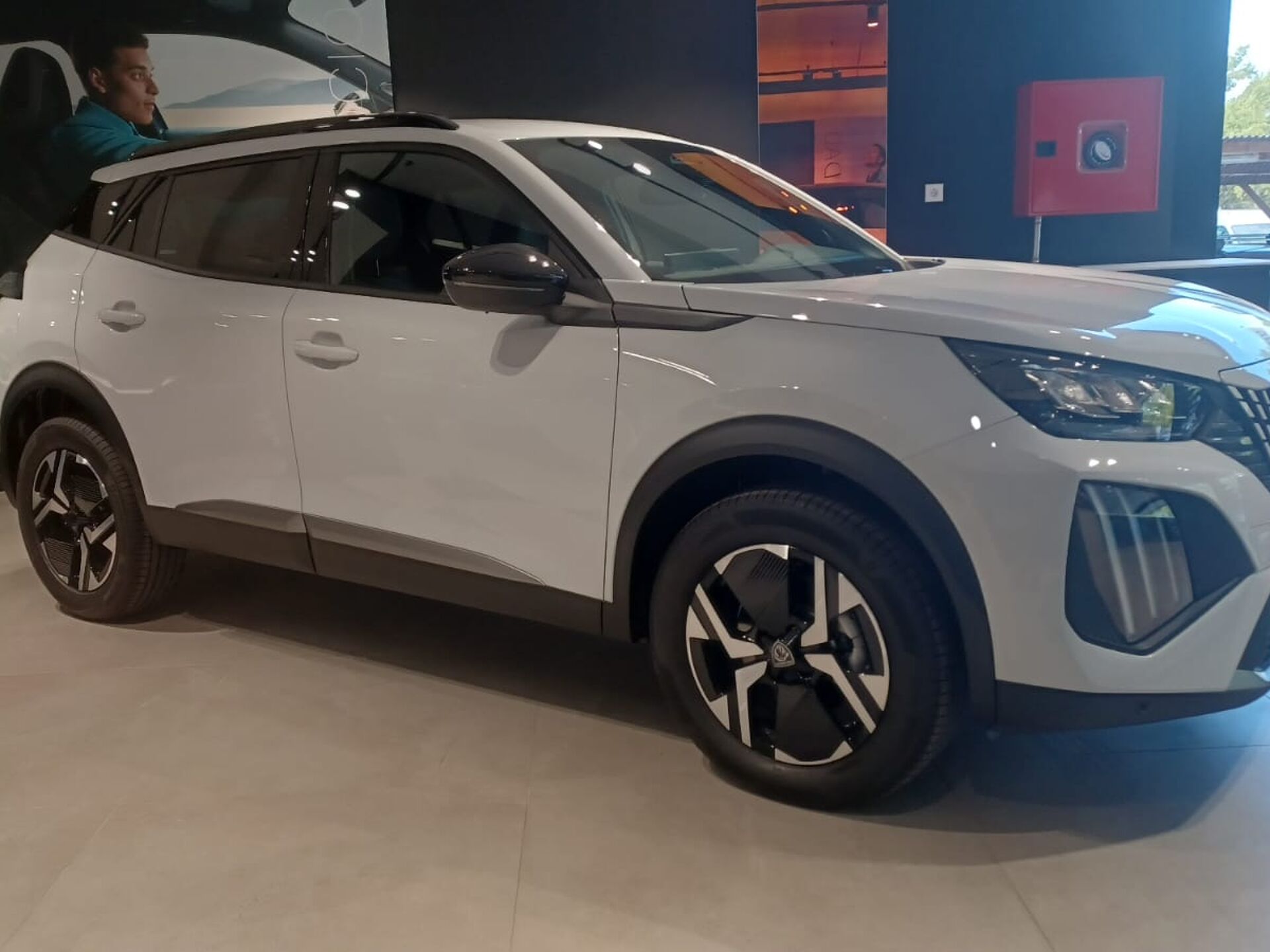 Imagen 3 de PEUGEOT 2008