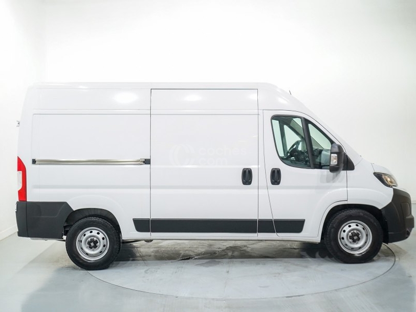 Foto del FIAT Ducato Fg. 35 2.2BlueHDi L2 H2 140CV