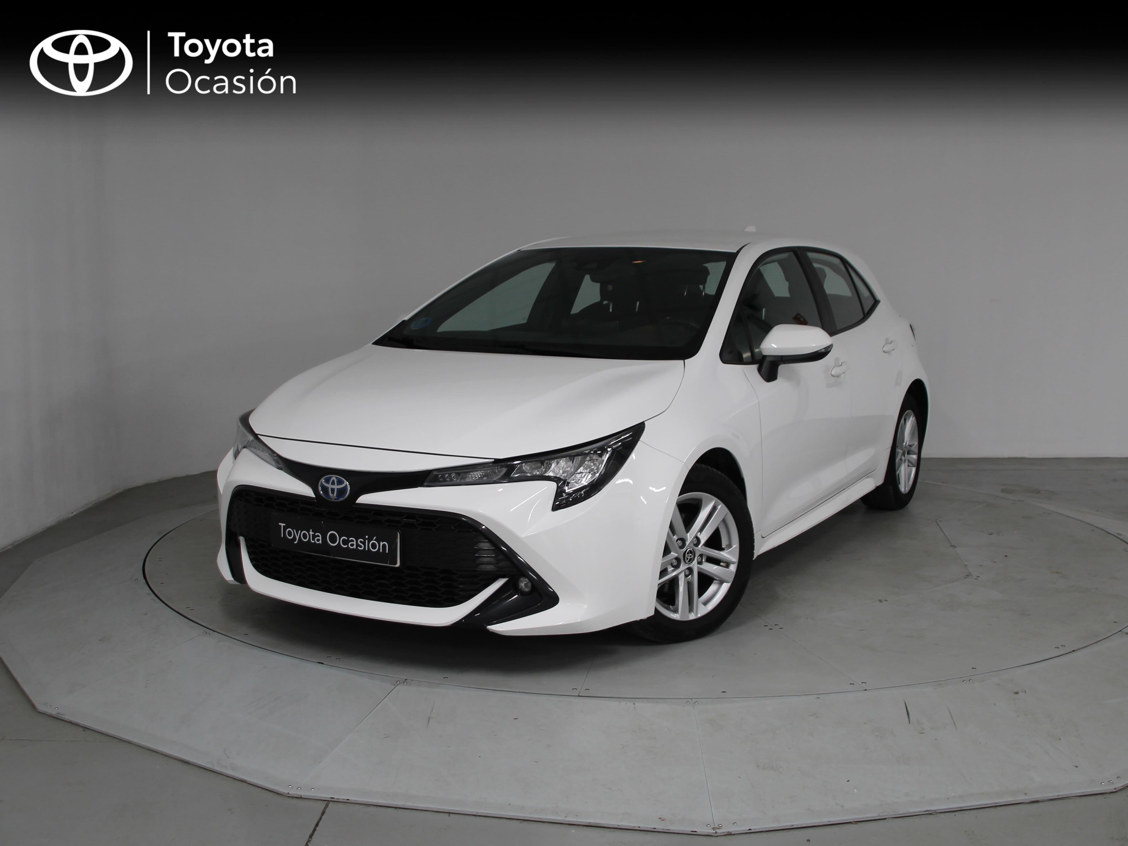TOYOTA Corolla (1.8 125H ACTIVE TECH E-CVT) en Barcelona