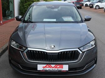 Imagen de SKODA Octavia 1.5 TSI MHEV Selection DSG