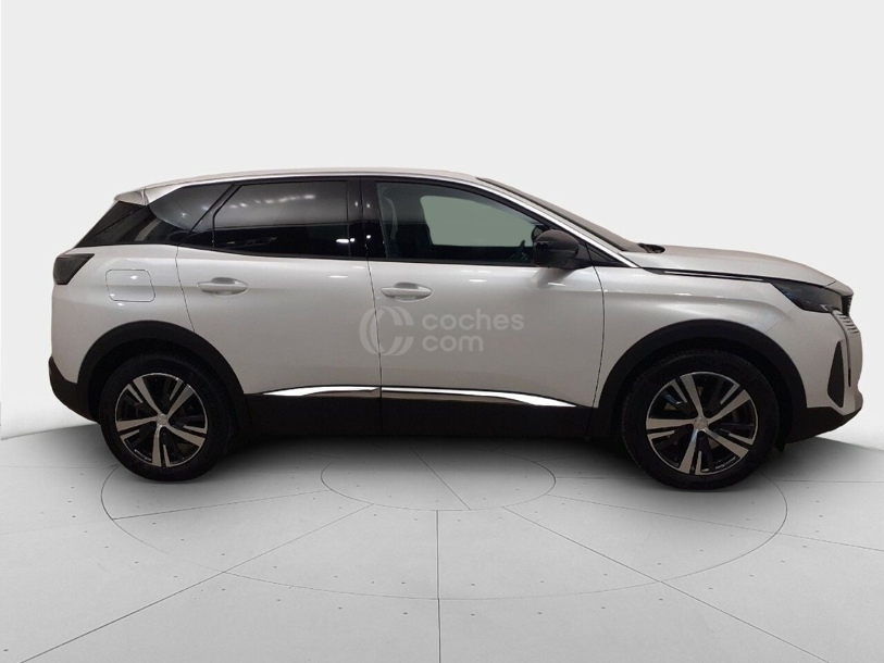 Foto del PEUGEOT 3008 HYB PHEV 225 Allure Pack e-EAT8
