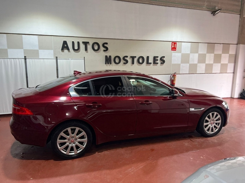 Foto del JAGUAR XE 2.0 Diesel Pure 180