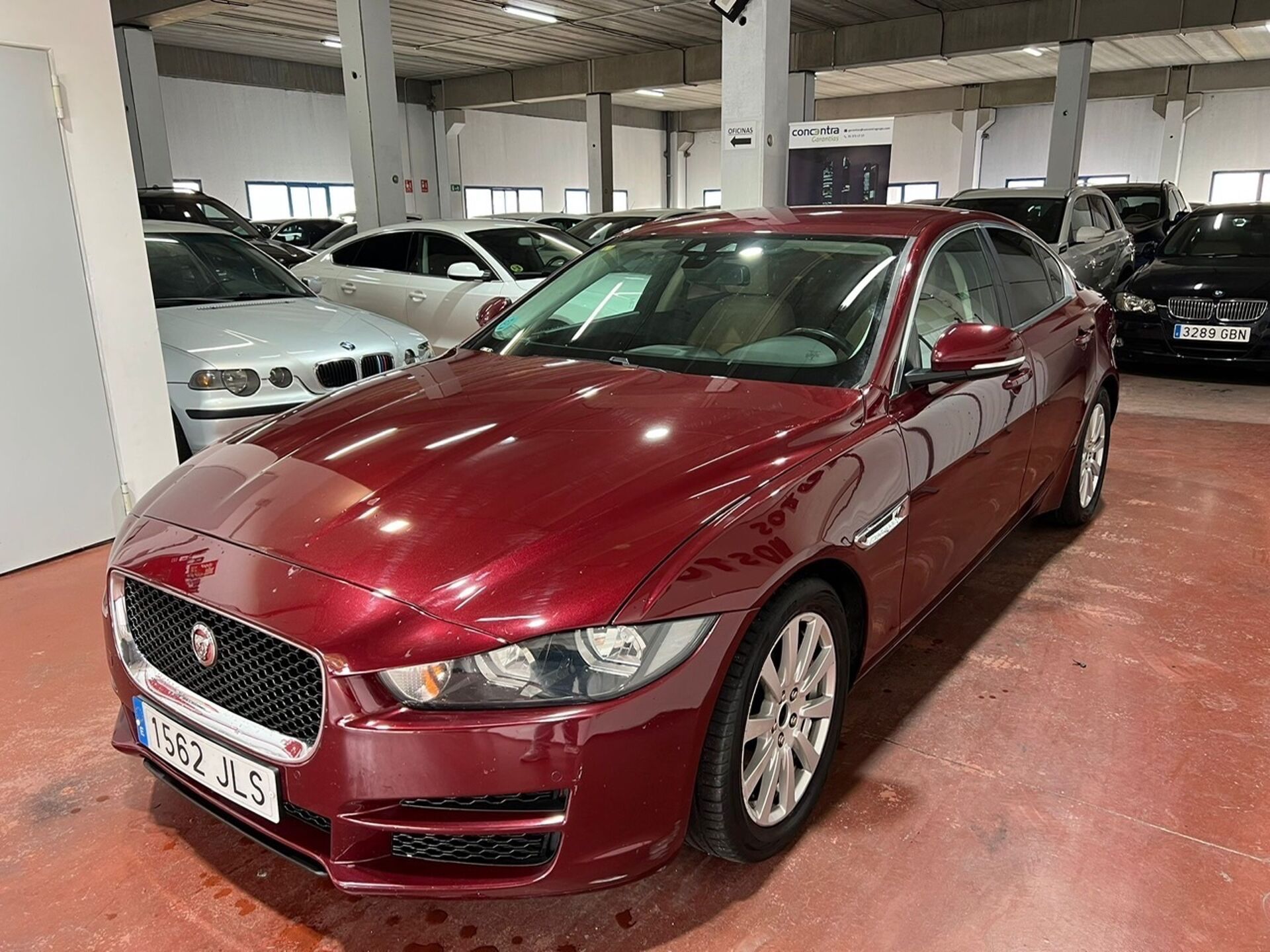 Imagen 2 de JAGUAR XE