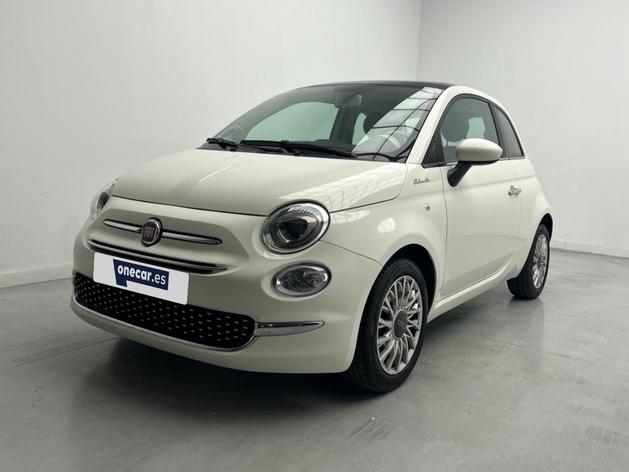 FIAT 500 (DOLCEVITA 1.0 HIBRIDO) en Málaga
