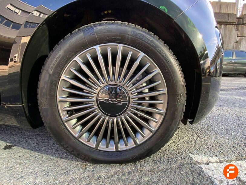 FIAT 500 e 87Kw Icon