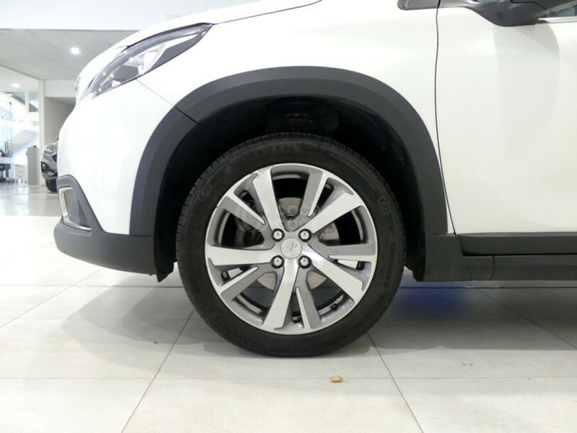 Foto del PEUGEOT 2008 1.2 PureTech S&S Allure 130