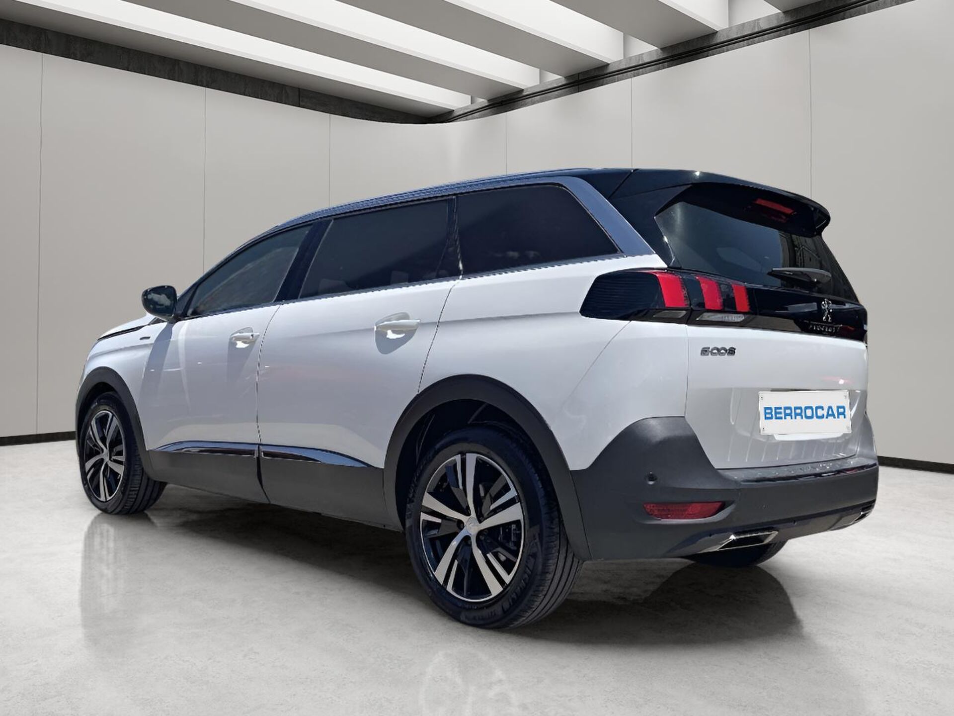 Imagen de PEUGEOT 5008