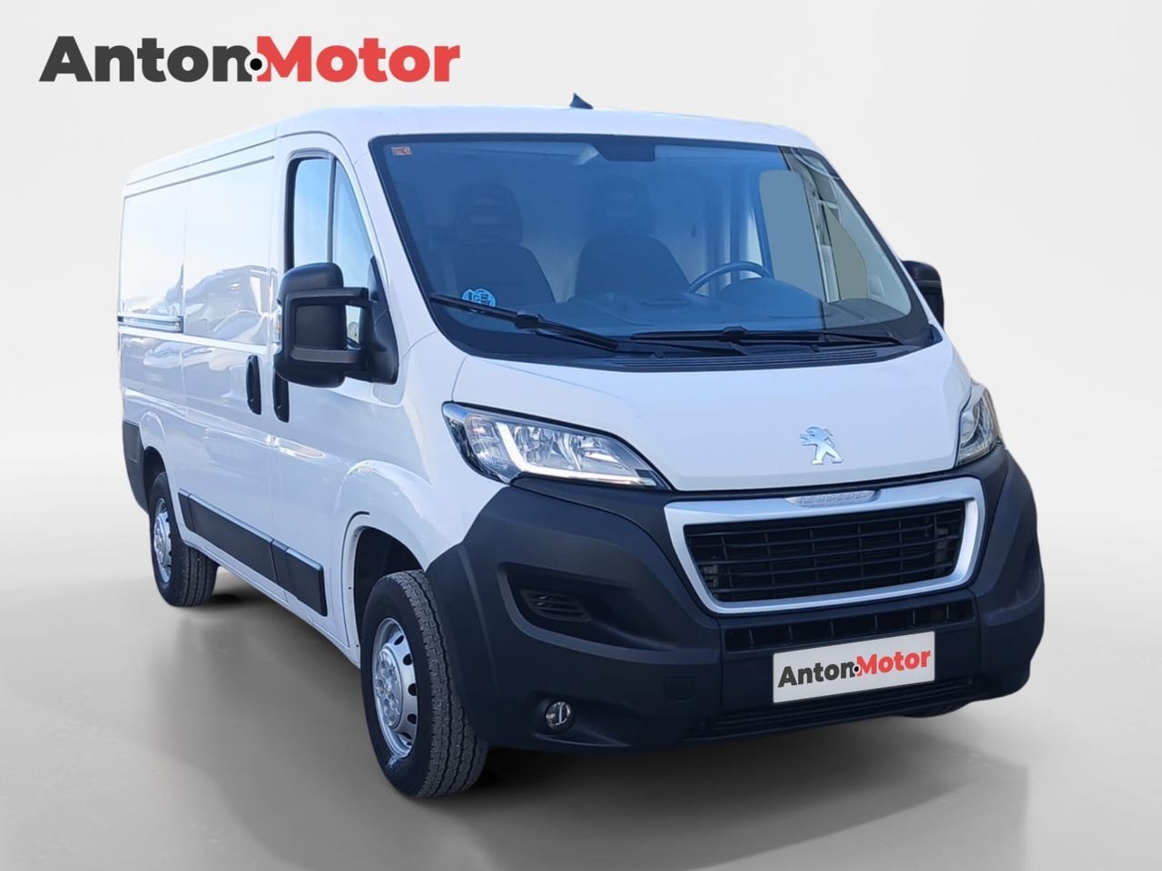 Foto del PEUGEOT Boxer Furgón 2.2BlueHDI 333 L2H1 S&S 140