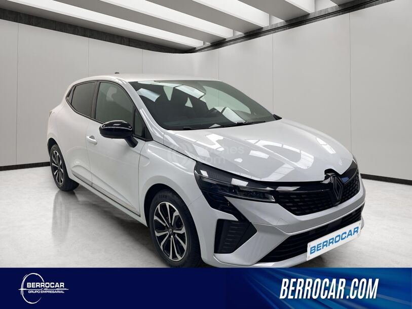 Foto del RENAULT Clio TCe Techno 67kW