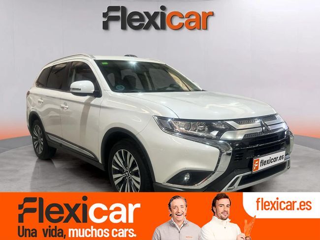 MITSUBISHI Outlander (200 MPI Motion CVT 2WD 5 Plazas) en Lleida
