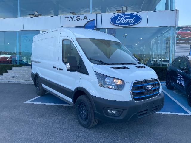 FORD Transit (BEV 68KWH 184PS 420 L2 TREND RWD 184 4P) en Córdoba