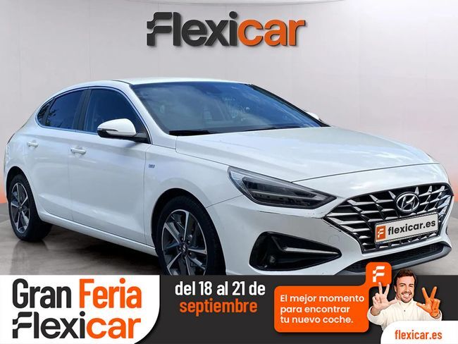 HYUNDAI i30 (1.0 TGDI 48V Tecno Fastback) en Guipúzcoa