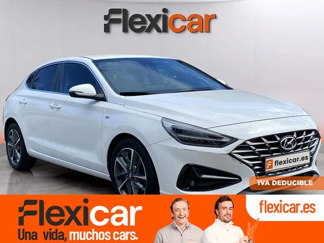 HYUNDAI i30 (1.0 TGDI 48V Tecno Fastback) en Guipúzcoa