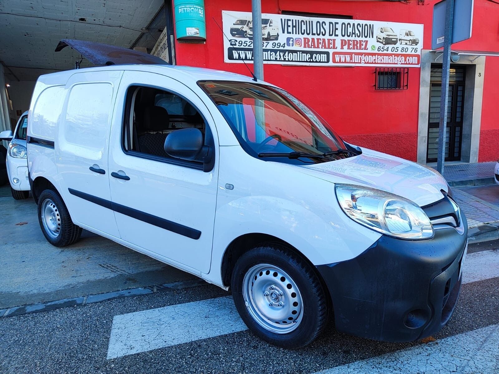 RENAULT Kangoo (Fg. 1.5dCi Profesional Gen5 66kW) en Málaga