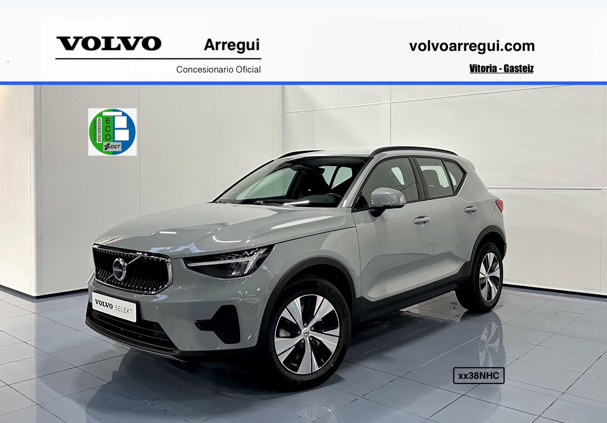 VOLVO XC40 (B3 Essential Aut.) en Álava