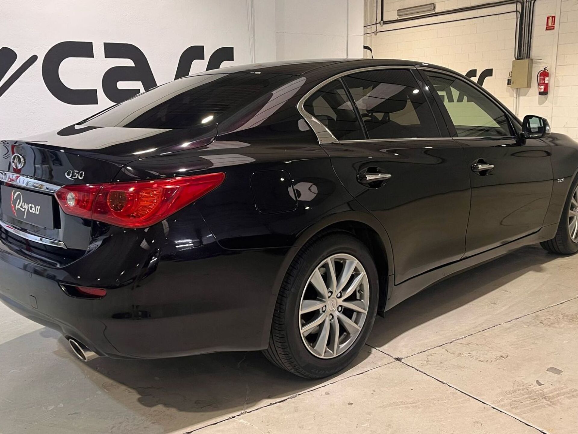 Imagen 3 de INFINITI Q50