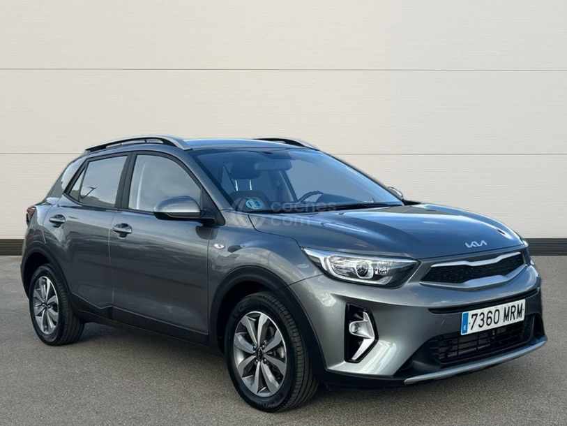 Foto del KIA Stonic 1.0 T-GDi MHEV iMT Concept Plus 100