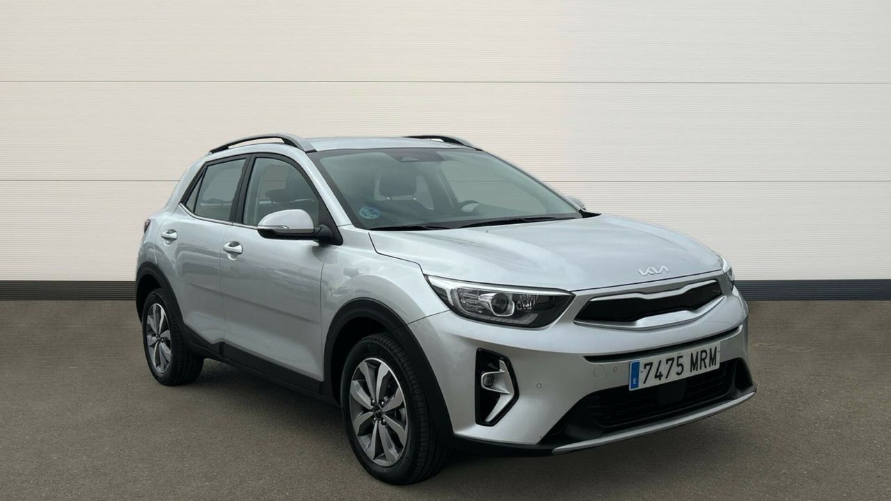 KIA Stonic (1.0 T-GDI MHEV IMT 74KW DRIVE 100 5P) en Madrid