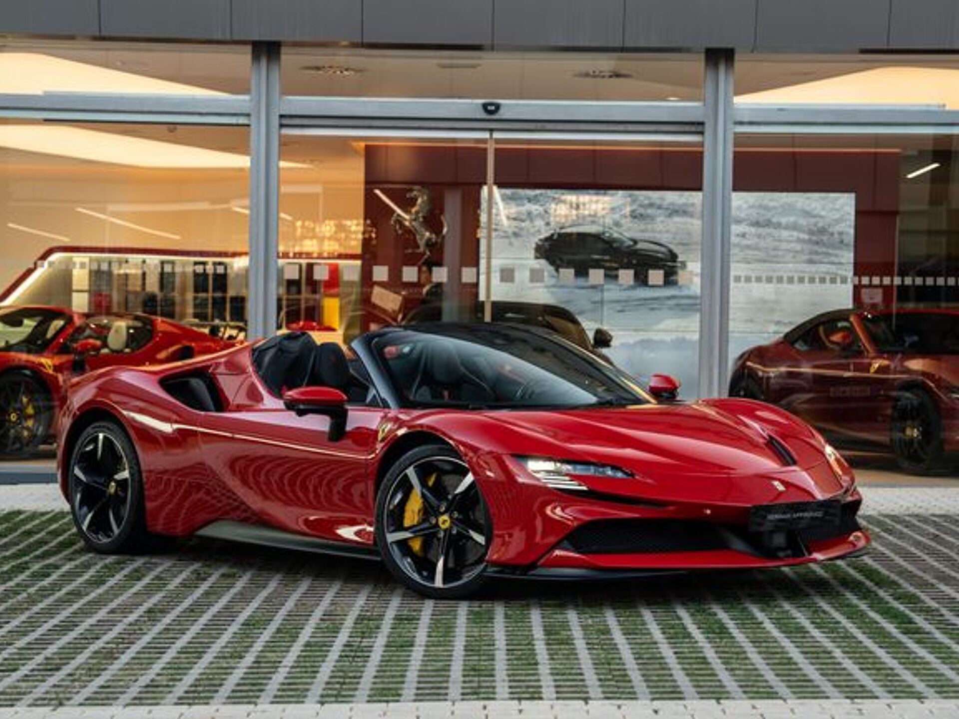 Imagen 3 de FERRARI SF90