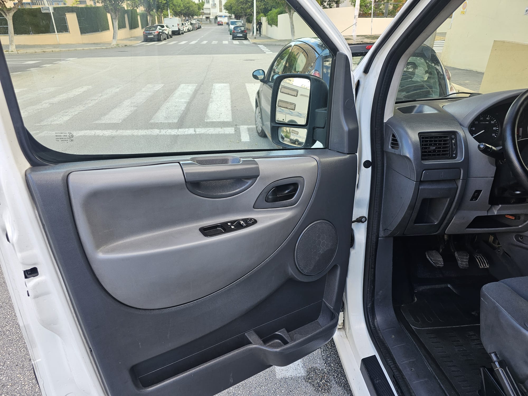 Foto del PEUGEOT Expert Furgón 1.6HDI 229 L1H1 90