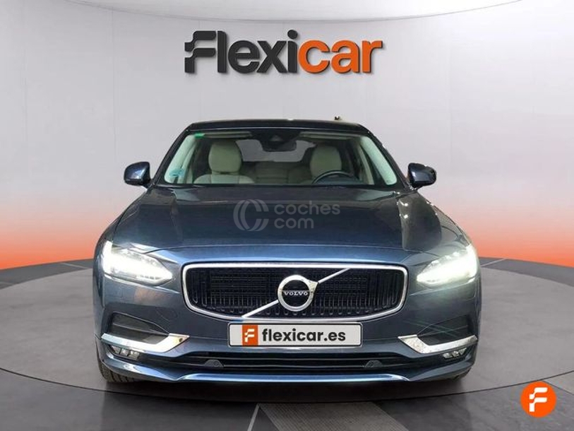 Foto del VOLVO S90 D3 Momentum Aut. 150