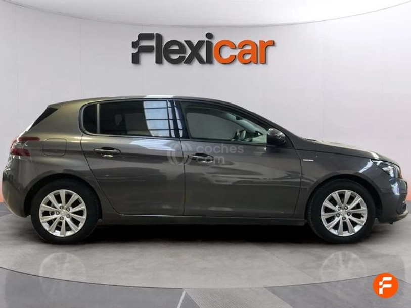 Foto del PEUGEOT 308 1.2 PureTech S&S Style 110