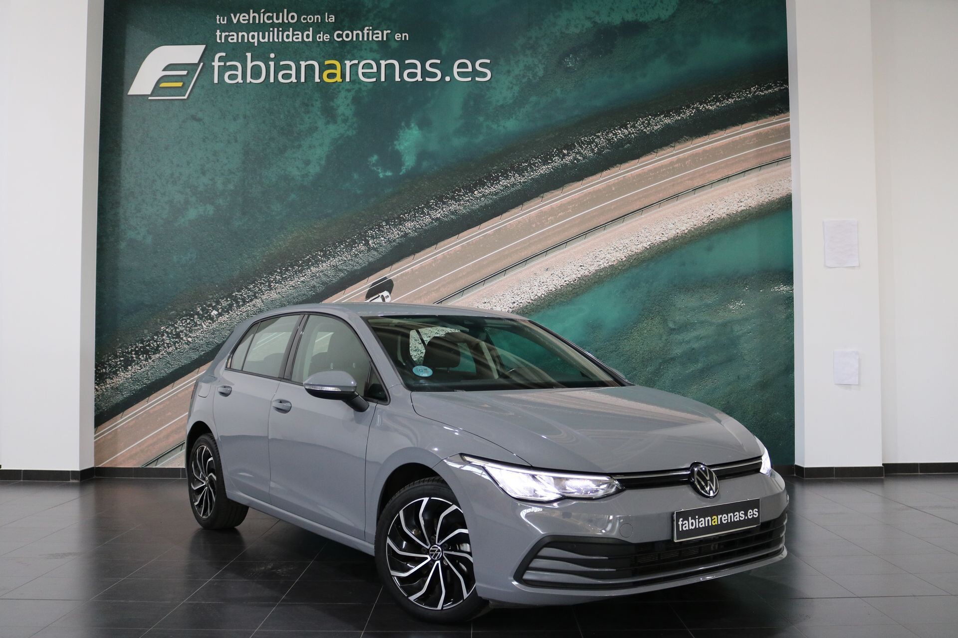 VOLKSWAGEN Golf (1.5 TSI 130cv Life) en Granada