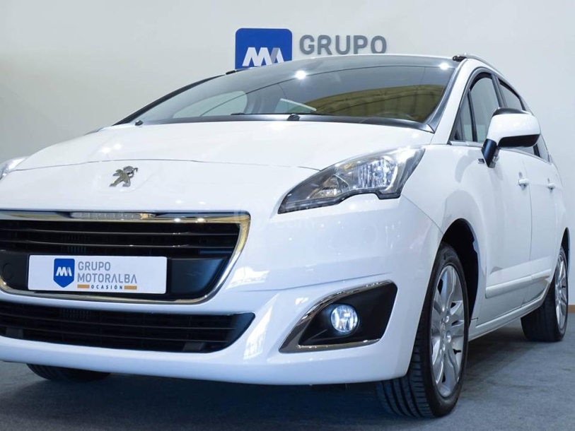 Foto del PEUGEOT 5008 1.2 PureTech S&S Style 7 pl. 130