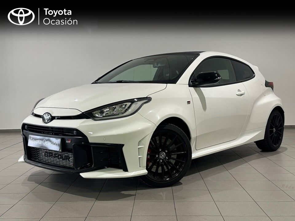 TOYOTA Yaris (1.6 TURBO GR RZ TOURING PACK 4WD AUTO 280 3P) en Barcelona