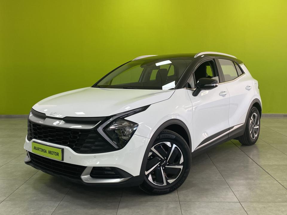 KIA Sportage (Drive 4x2 1.6 CRDI 136CV MHEV) en Málaga