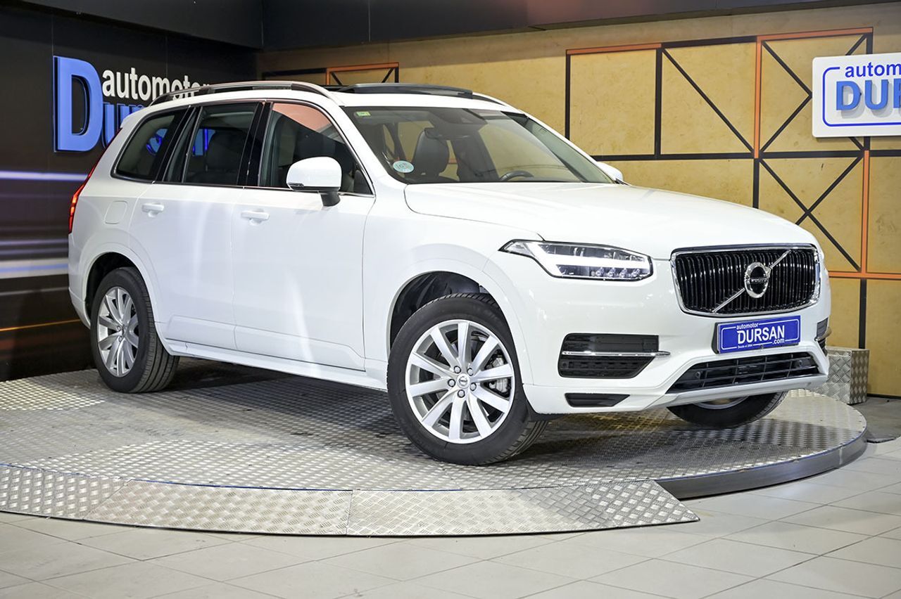 Foto del VOLVO XC90 D5 Momentum AWD 235 Aut.