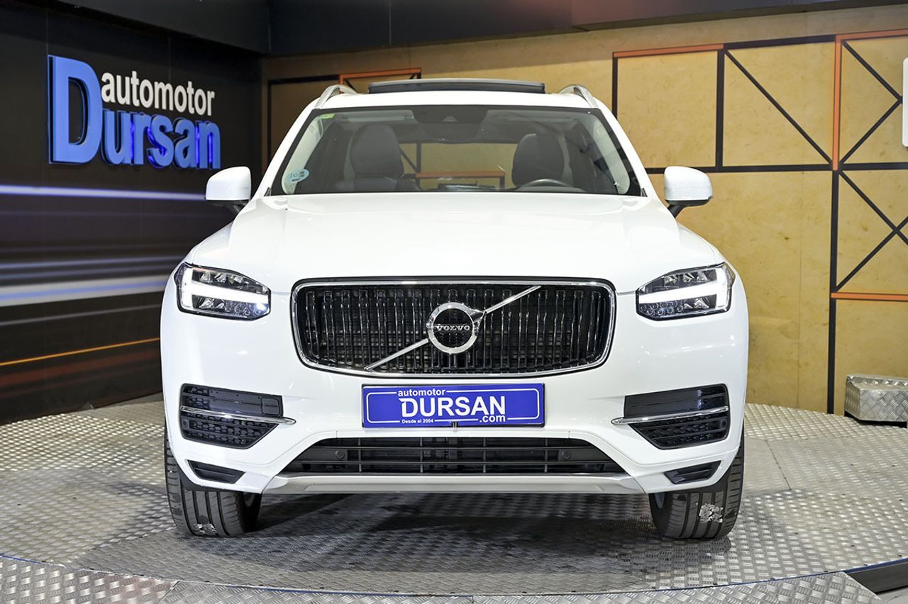 Foto del VOLVO XC90 D5 Momentum AWD 235 Aut.