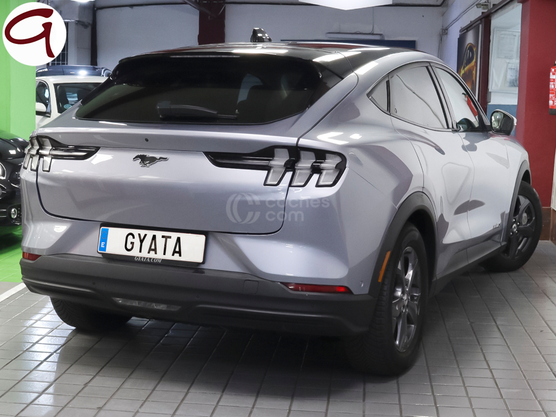 Foto del FORD Mustang Mach-E AWD Rango estandar