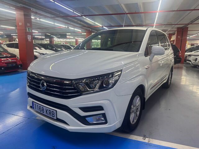 SSANGYONG KGM Rodius (D22T Premium 131 kW (178 CV)) en Barcelona