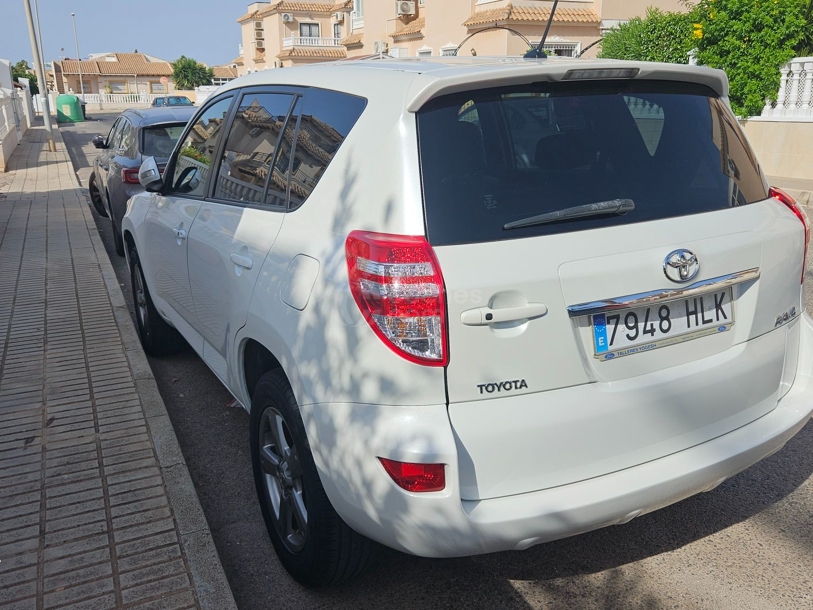 Foto del TOYOTA RAV-4 2.2D-4D Advance 4x2