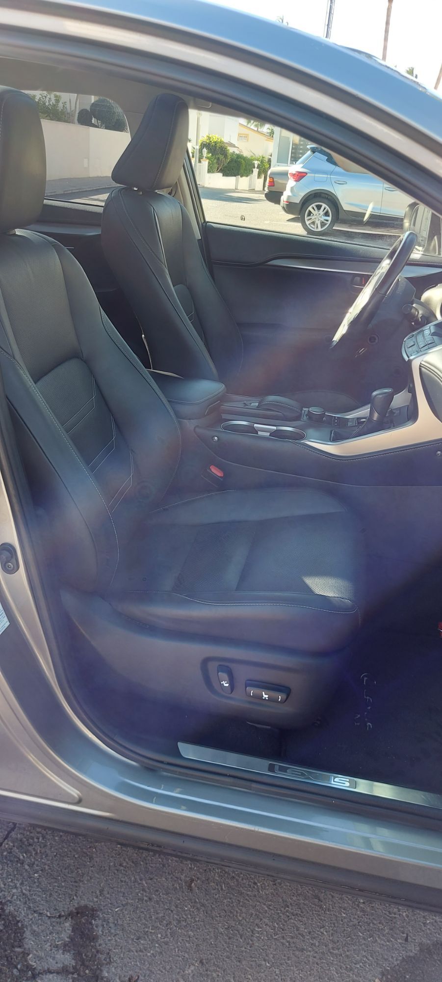 Foto del LEXUS NX 300h Executive 4WD + Navibox