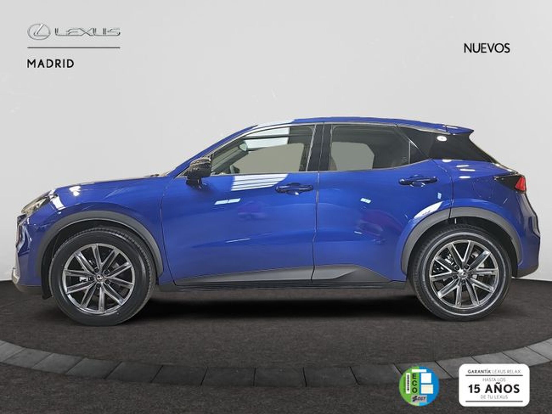 Imagen 3 de LEXUS LBX