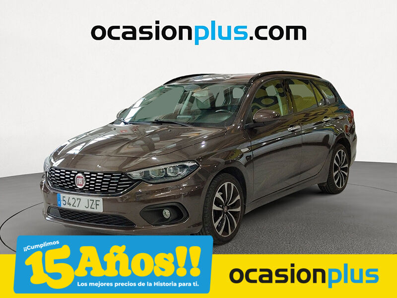 FIAT Tipo (1.4 16v Lounge 70 kW (95 CV)) en Madrid