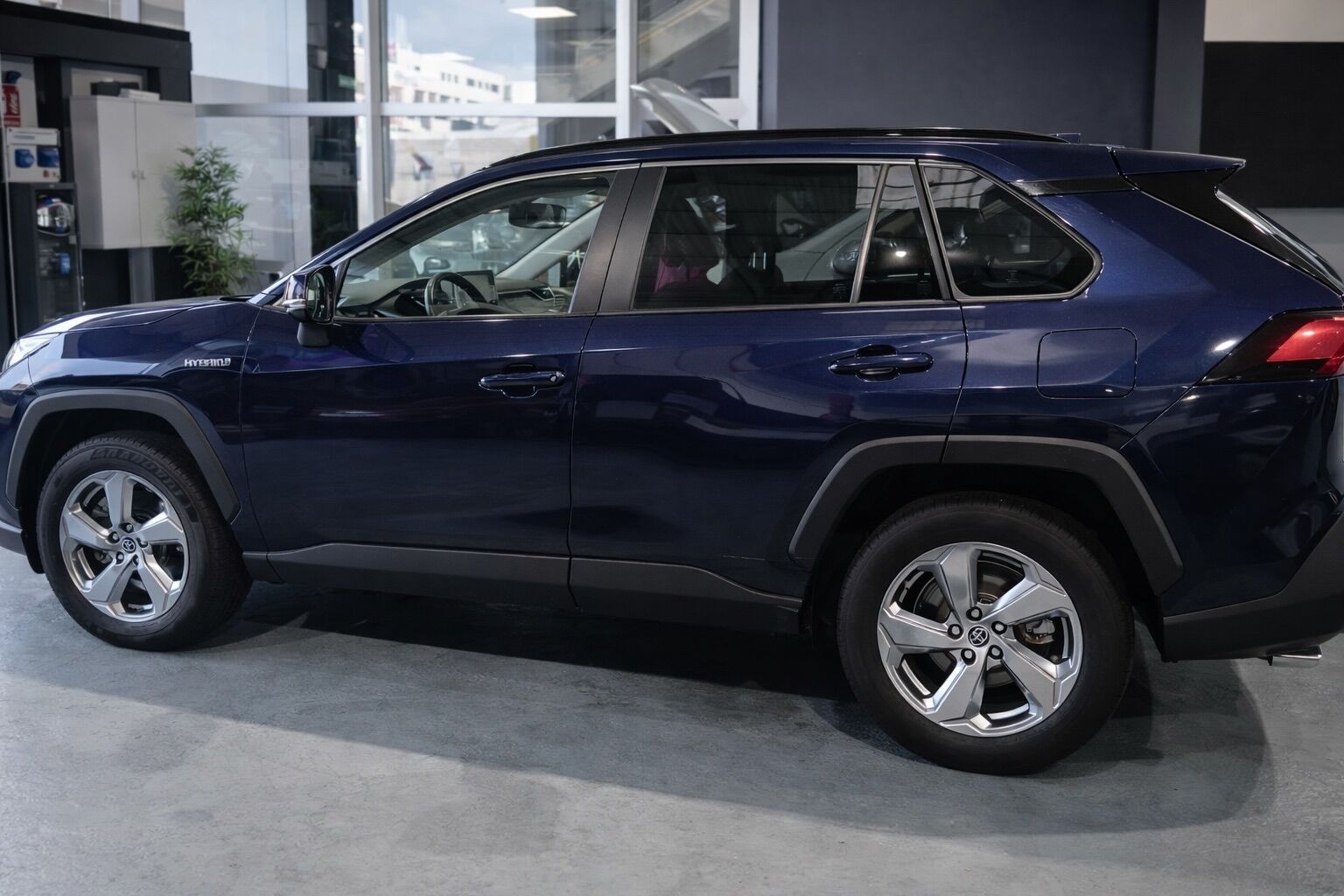 Foto del TOYOTA RAV-4 2.5 hybrid 4WD Advance