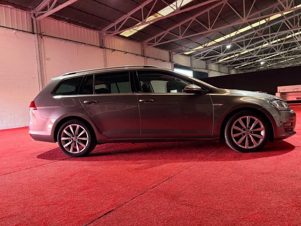 Foto del VOLKSWAGEN Golf Variant 2.0TDI CR BMT Advance DSG 150