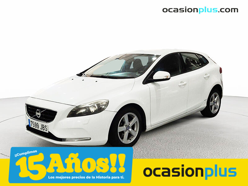 VOLVO V40 (D2 Kinetic Auto 85 kW (115 CV)) en Madrid