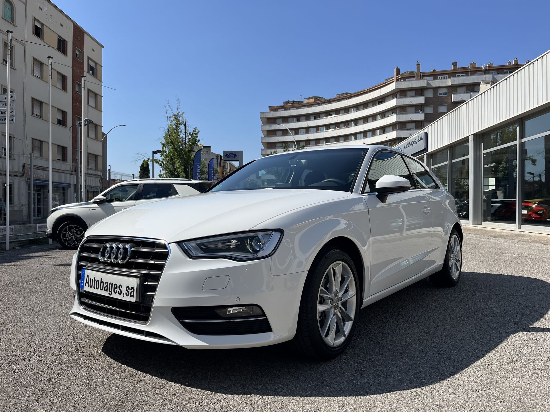 AUDI A3 (1.4 TFSI 150CV COD ultra Attraction) en Barcelona