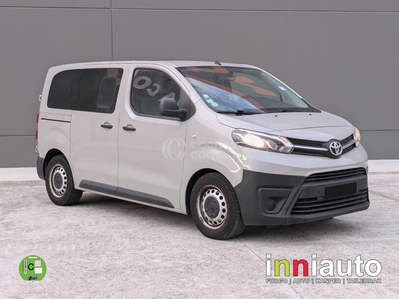 Foto del TOYOTA Proace Verso Proace Combi L1 1.5D 9pl. 120